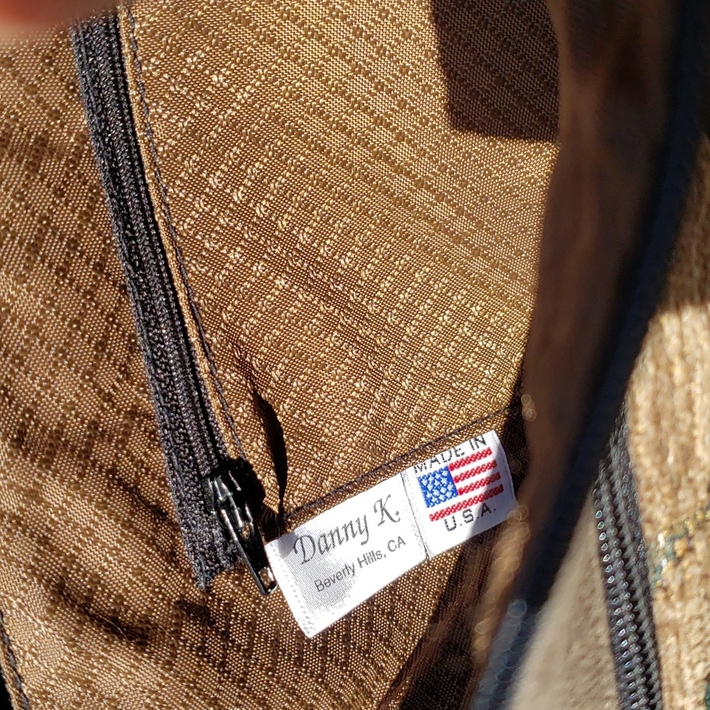 Danny K Made in USA Crossbody Bag - Picture 4 of 8